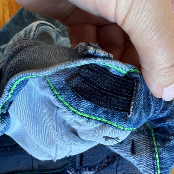 Zara distressed denim shorts with palm print. Boy size 7 - Picture 8 of 8